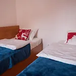 Golden Horse Apartment
