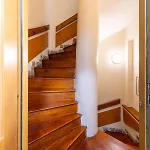 Golden Horse Apartment *